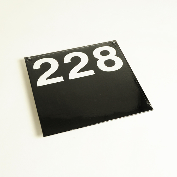 E228 f