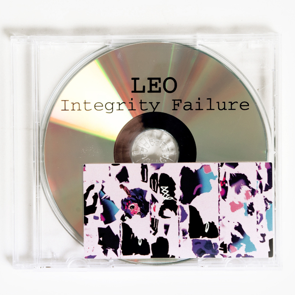 Leo flat2